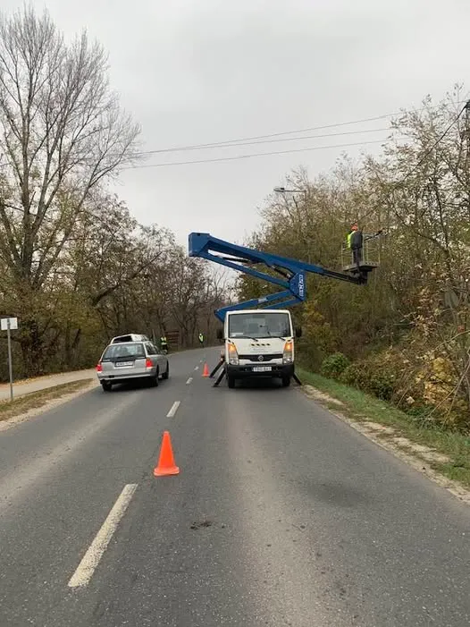 magassági munkák Nagytarcsa emelőkosaras